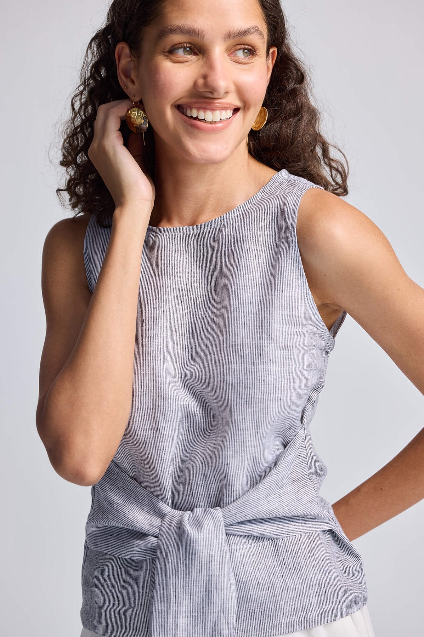 Front - tie Top in Linen Stripes - Elite styles