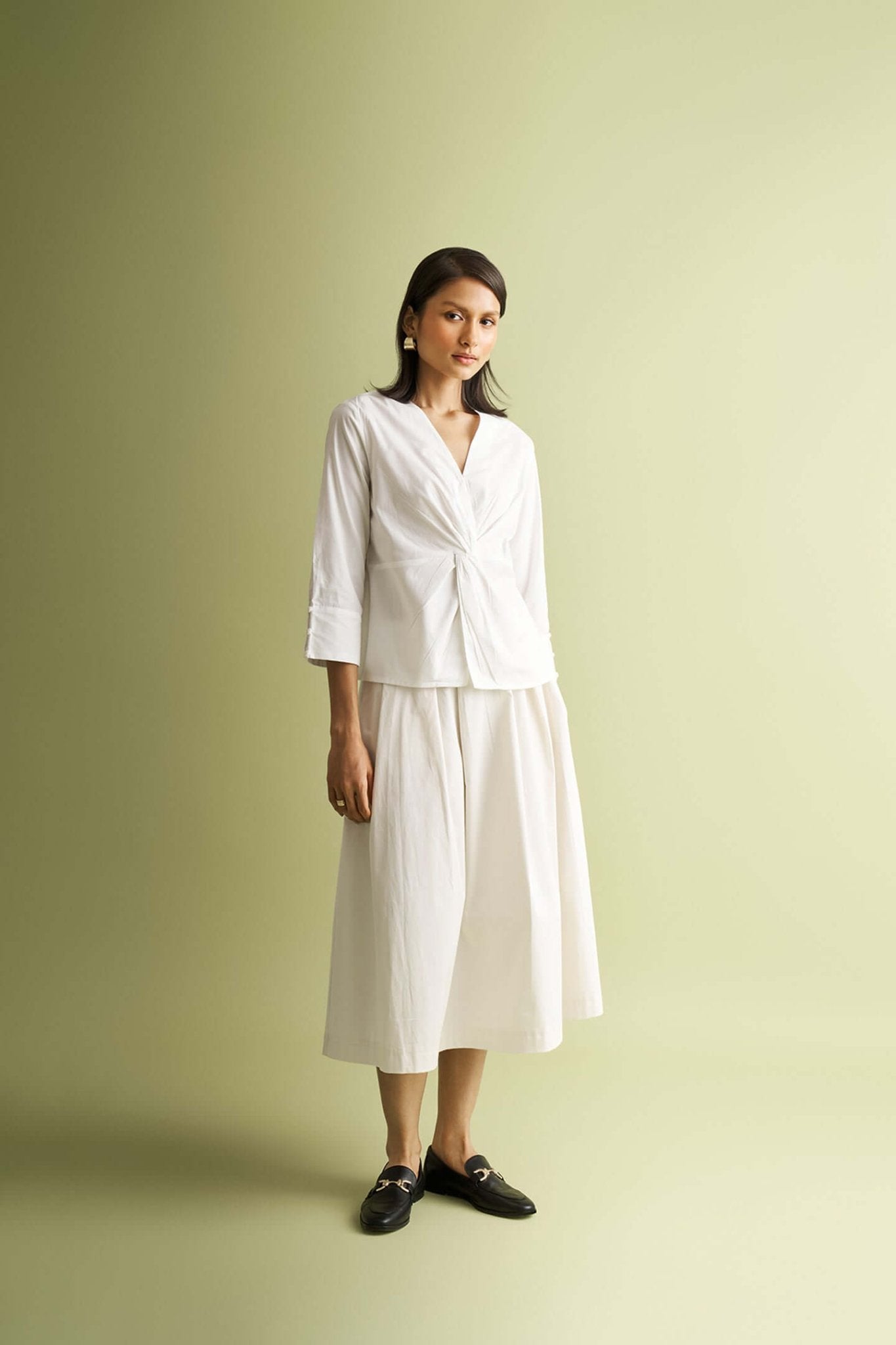 Front Twist Top in White - Elite styles